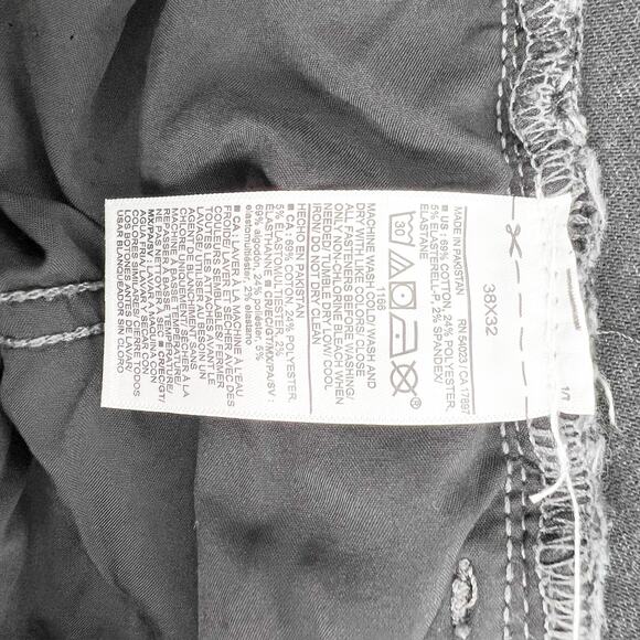 Old Navy NEW W TAGS Gray Straight Leg Denim Jeans 38 - Picture 6 of 6